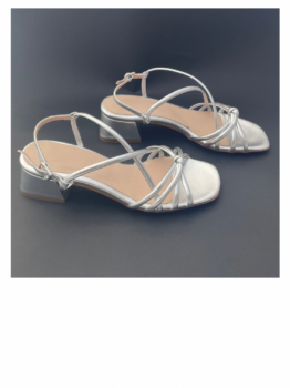 Ariel Sandalia Plateada