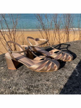 Vero Sandalia Dorada