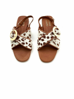 Sandalia plana estampado vaca