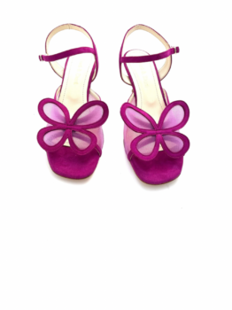 Sandalias rosas con mariposa y tacón
