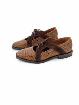 Jana Zapato marrón bajo con cordones